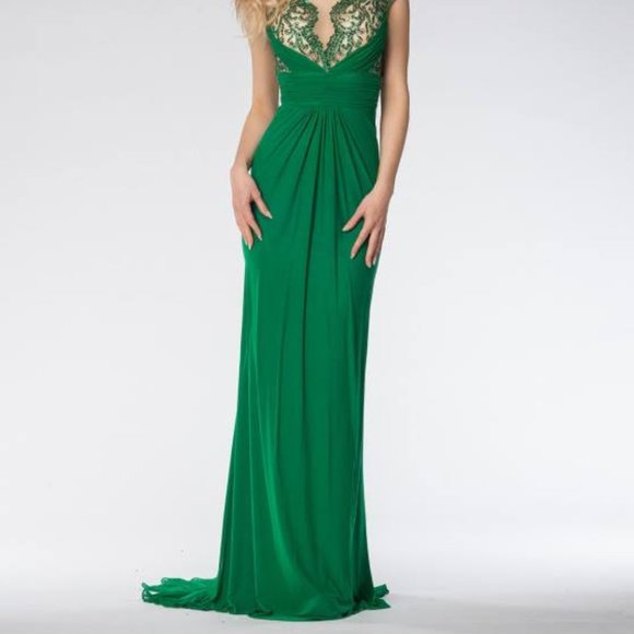 Emerald Sleek Sexy Prom Dress, Size 4 Plunge, Pageant Formal Mermaid Put a Slit - Picture 2 of 11